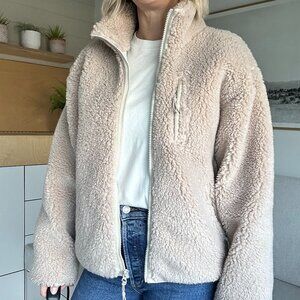 Aritzia TNA Teddy Sherpa Jacket Size Small in Beige